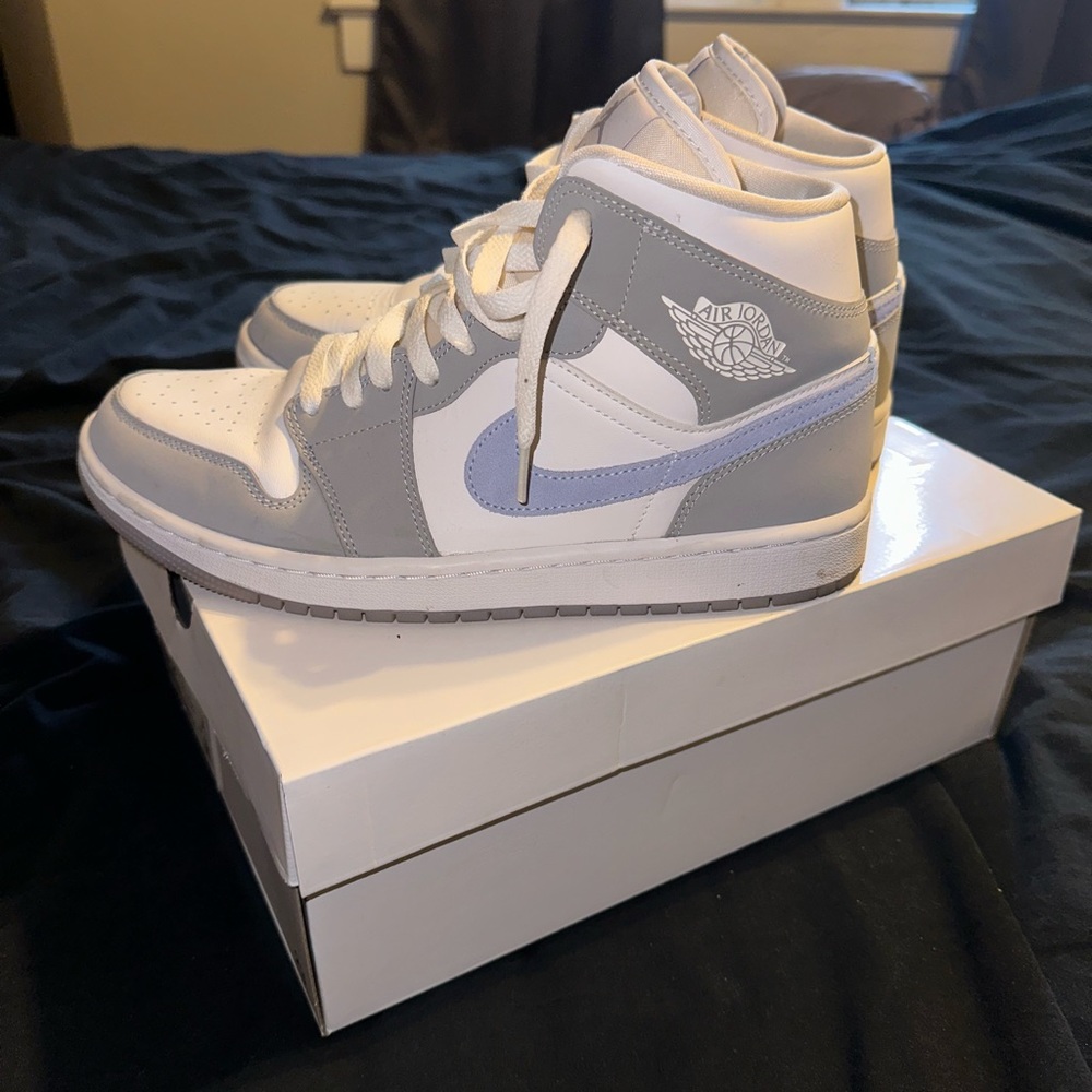 nike air jordan 1 mid // wolf grey aluminium 9.5 WOMENS